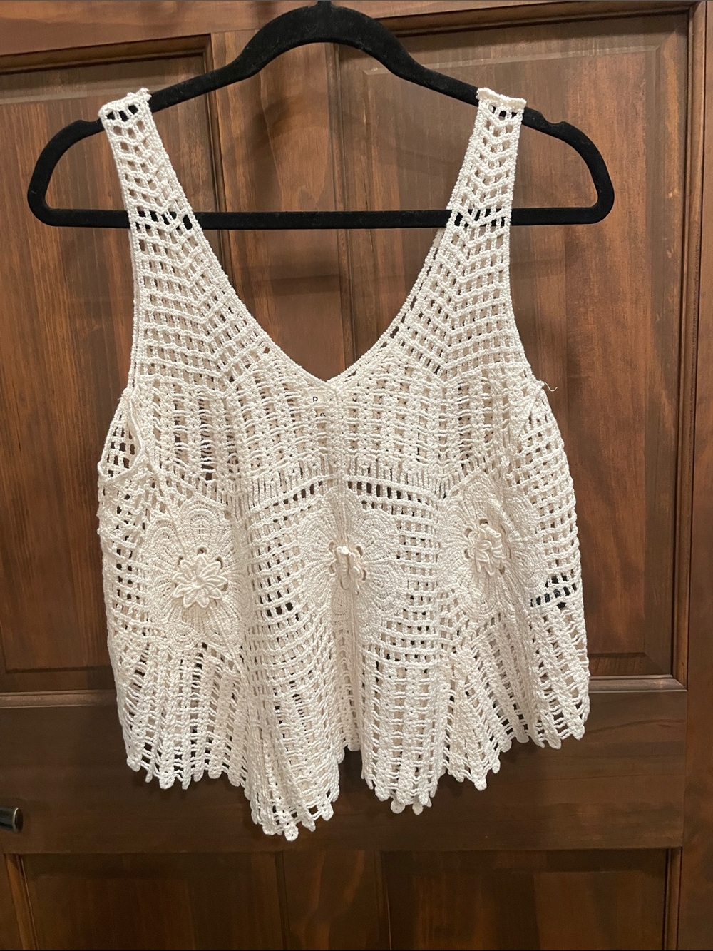 POL Crocheted V-Neck Tank Top NWOT
